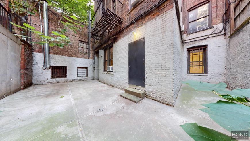 Foto principal - 2 bedroom in Manhattan NY 10003