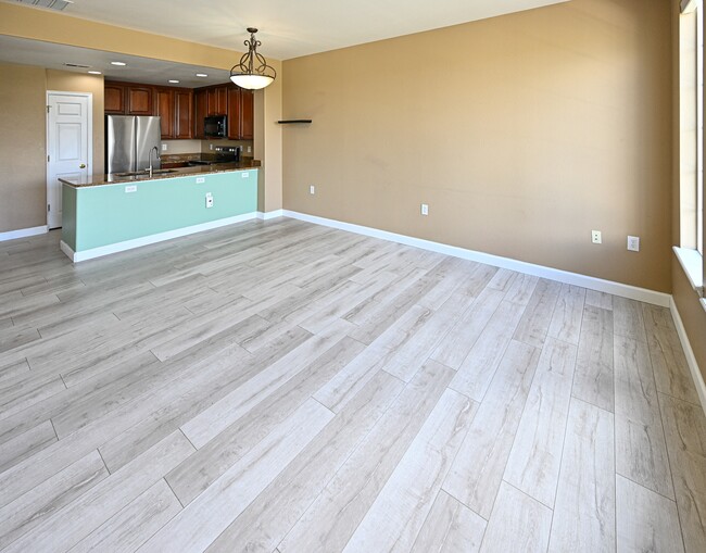 Building Photo - 15904 E Geddes Ln