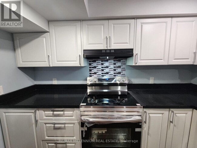 Building Photo - 116 Summerset Dr