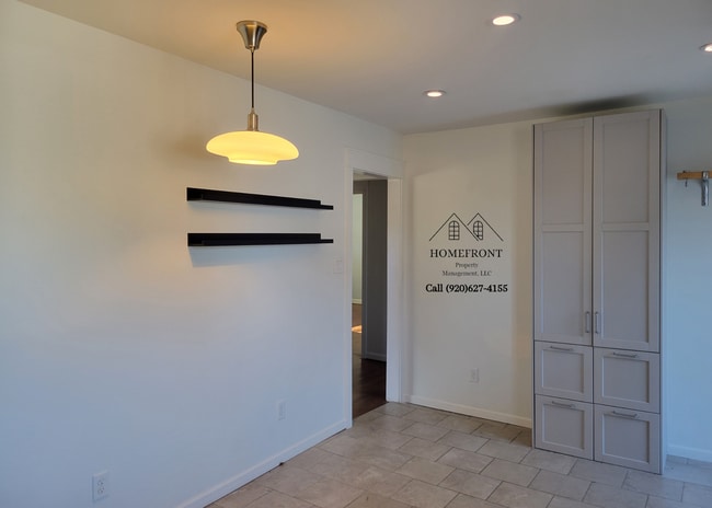 Building Photo - 1104 Pershing Ave