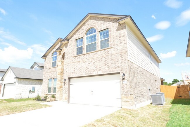 Building Photo - 5902 Ambrose Cir