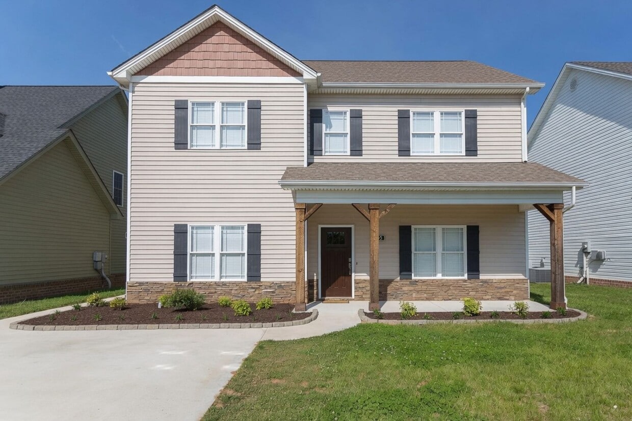 Cornerstone Spacious Single Family w Fenced Yard! - Cornerstone Spacious Single Family w Fenced Yard!
