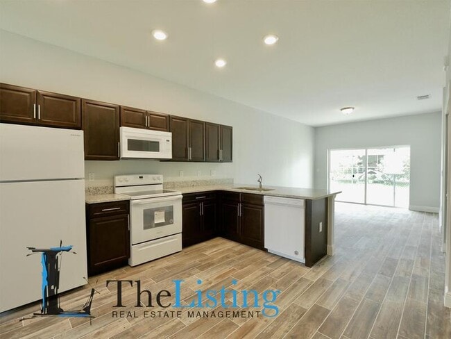 Building Photo - 406 ALBATROSS Ct