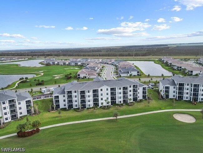 Foto del edificio - 5651 Double Eagle Cir