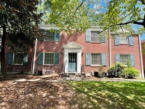 Building Photo - 25 28th St NW