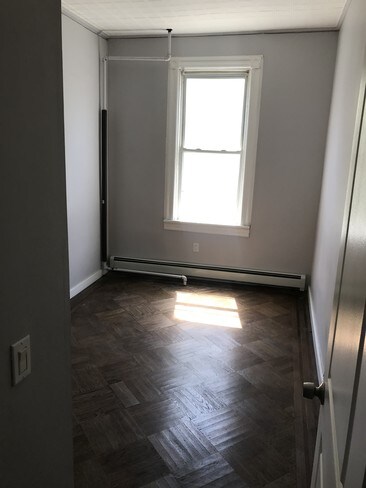 Foto del edificio - 115 Bidwell Ave