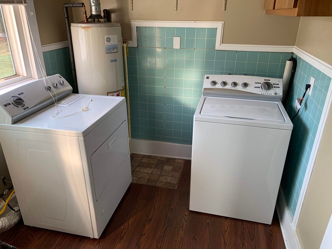 Laundry - 114 Douglas Avenue
