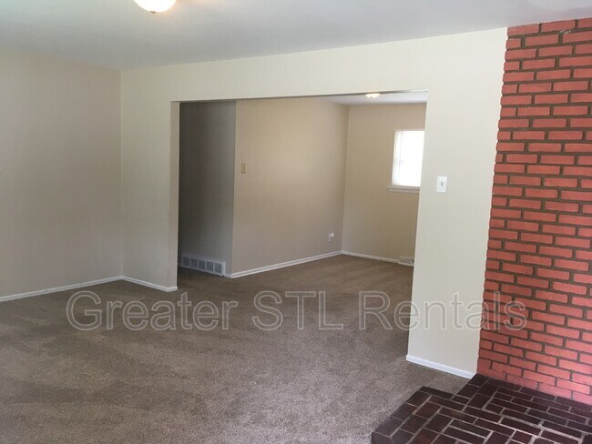 Foto del edificio - 6716 Howdershell Rd