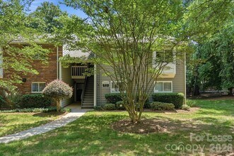 Building Photo - 2900 Heathstead Place