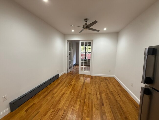 Foto del edificio - 308 Troutman St