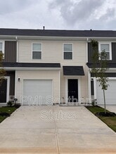 Building Photo - 106 Randwick Ln