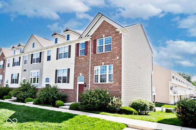 Building Photo - 12692 Tamworth Dr