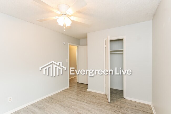 Foto del edificio - coming soon