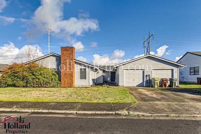 Beautifully Duplex in Desirable Northwest Portland Available For You! - Beautifully Duplex in Desirable Northwest Portland Available For You! Townhome