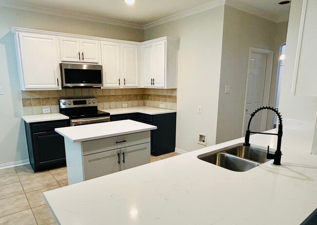 Foto del edificio - 8012 Wyoming Dr