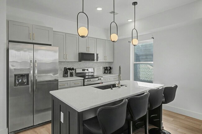 Foto del edificio - 1241 N Avondale Cir