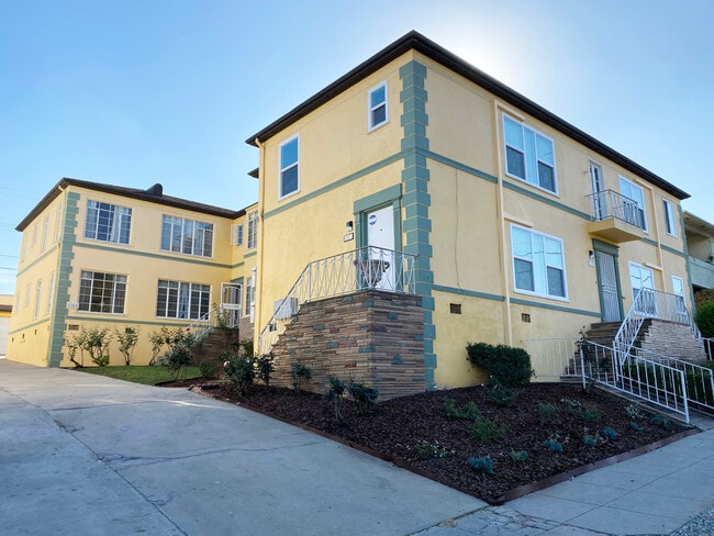 Building Photo - 1268 Queen Anne Pl