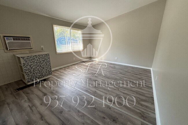 Foto del edificio - 3222 Athens Ave