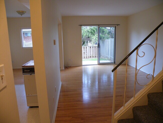 Salon - Sherwood Court