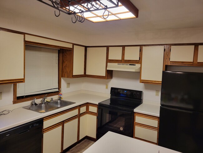 Cocina - 2231 Cloudview Ct