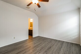 Building Photo - 356 Upper Creek Dr