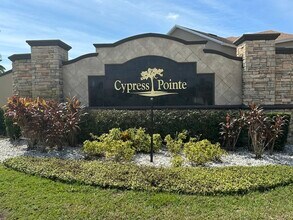 Building Photo - 1025 Cypress Pointe Blvd