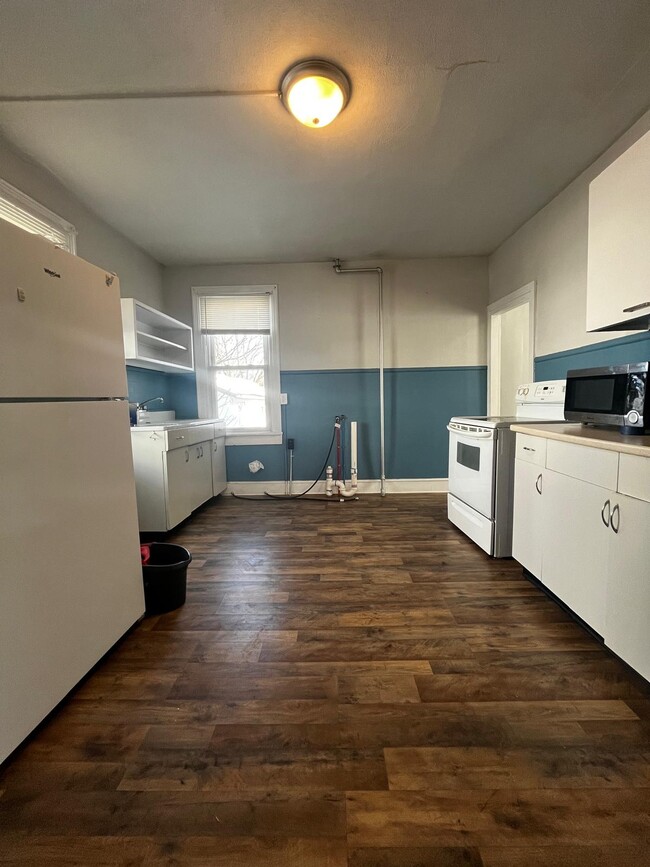 Building Photo - 9 Atlantic Ave