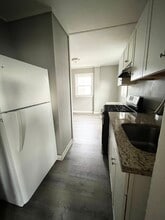Building Photo - 70 Marianna St
