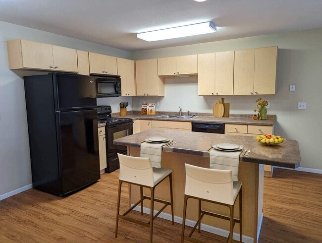 Building Photo - Northern Pacific Apartments