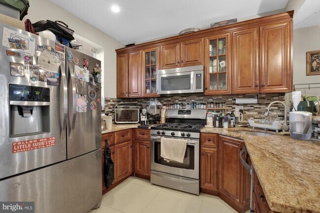 Foto del edificio - 1540 S Mole St