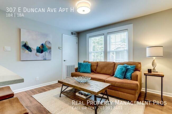Building Photo - Great location steps from Mt. Vernon Ave!