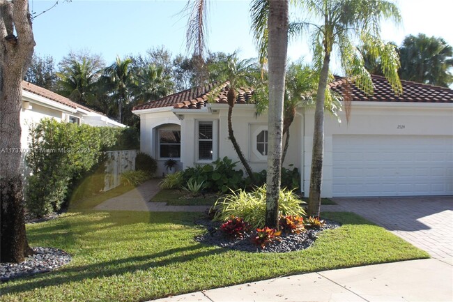 Foto del edificio - 2524 Bay Pointe Ct