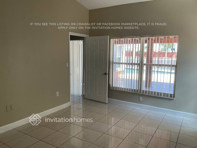 Foto del edificio - 7845 SW 161st Ave