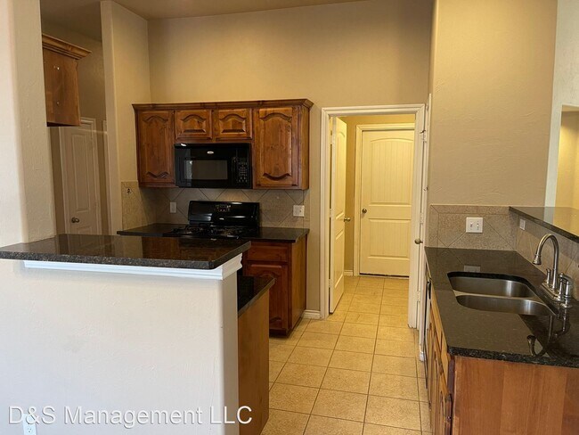 Foto del edificio - 3 br, 2 bath House - 15708 Cantera Creek Dr.