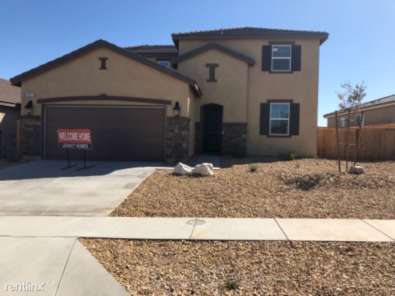 Foto principal - 4 br, 3 bath House - 9253 Wild Horse Ave