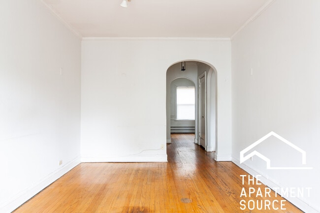 Photo - 2151 N Fremont St Apartment