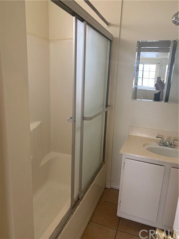 Foto del edificio - 13772 Euclid St