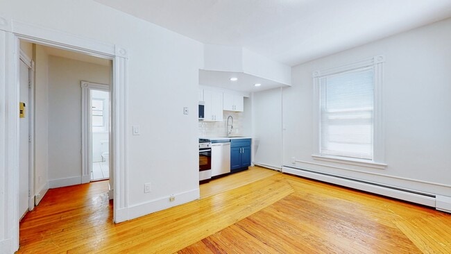 Building Photo - 208 Canner St