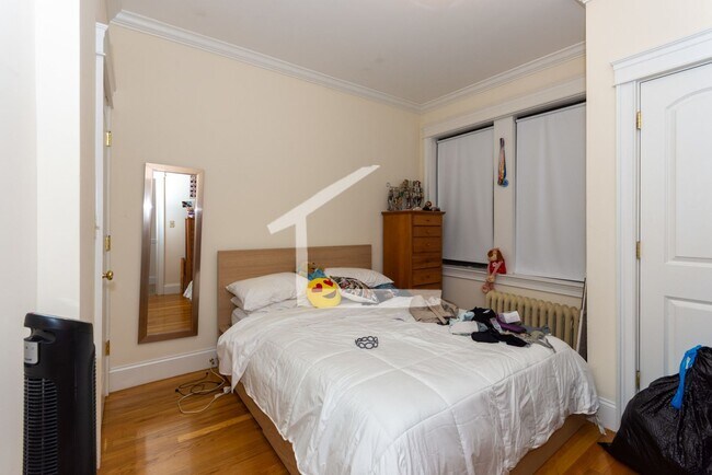 Foto del edificio - Nicely updated 1 bed unit with low move in costs!