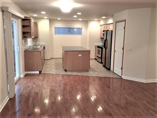Building Photo - 3030 SW 70th Way