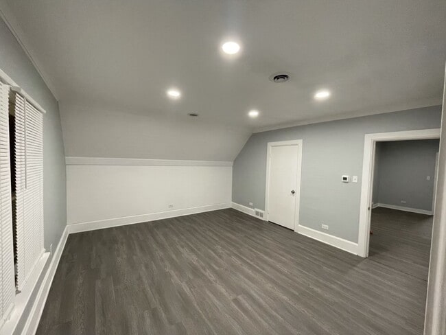 Foto del edificio - 421 Washington St