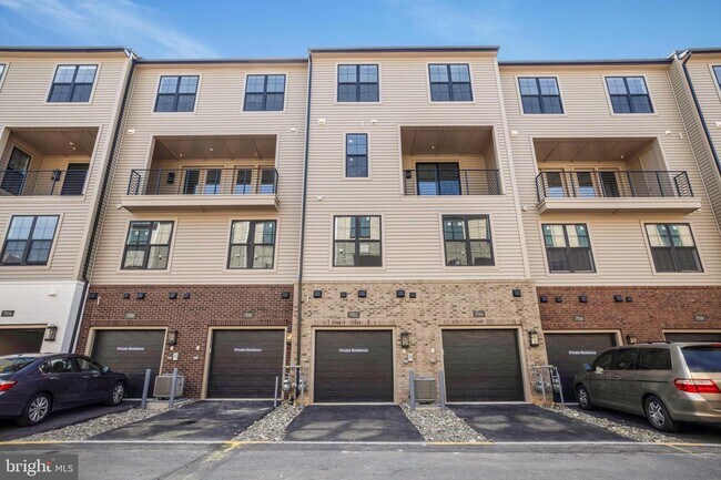 Foto del edificio - 7512 Sawyer Farm Way