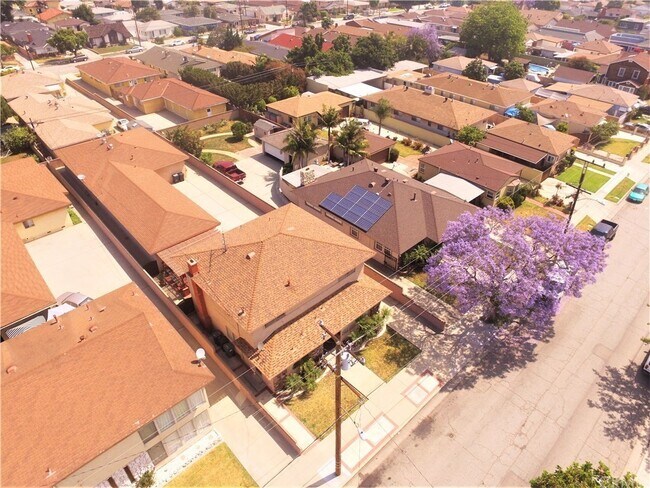 Foto del edificio - 4239 138th St