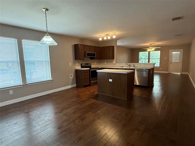 Foto del edificio - 2705 Frontier Ln