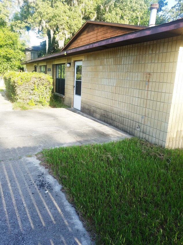 Primary Photo - 2630 SW 33 Pl