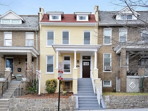 Building Photo - 757 Princeton Pl NW