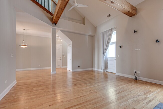 Foto del edificio - 94 Leonard Wood S