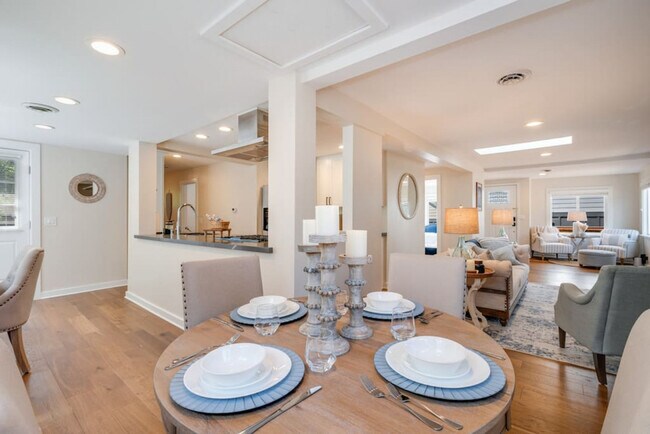 Foto del edificio - 6404 47th Ave SW