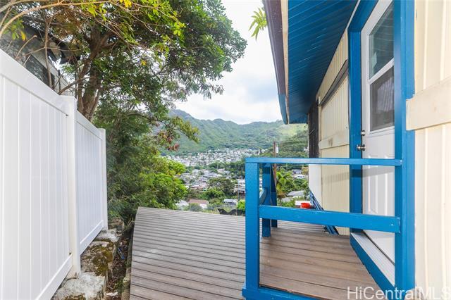 Building Photo - 2343 Kuahea St