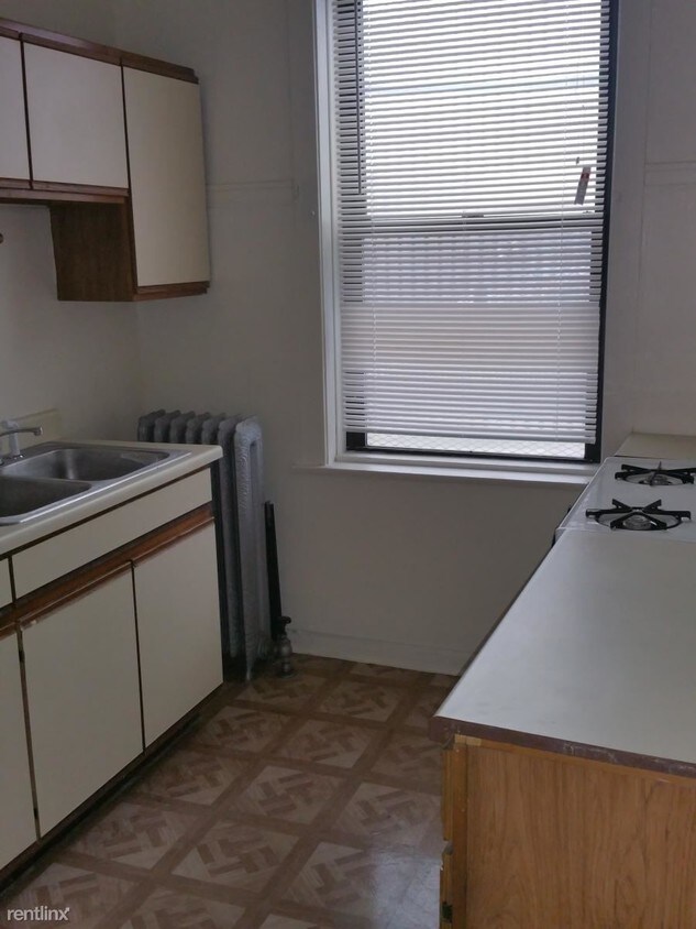 Foto del edificio - 72 E 49th St